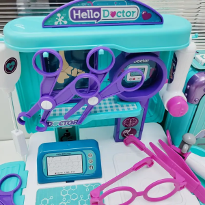 008 305A Masen doctor set 2